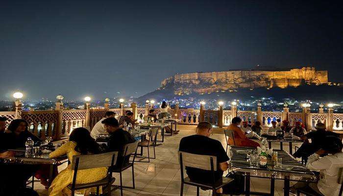 most reputed 4-star hotels