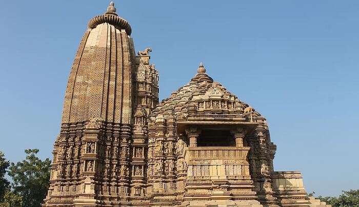 famous monuments in the city