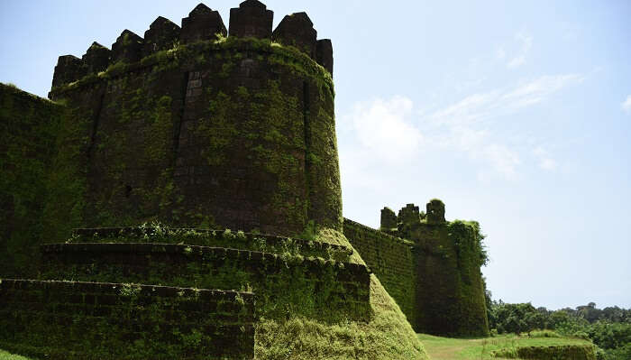 Mirjan Fort
