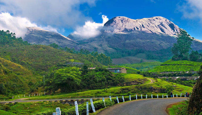 A hauntingly spectacular view of Munnar