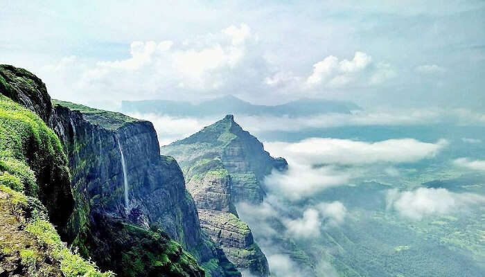 Top 19 Hill Stations To Visit Near Nashik With Your Loved Ones