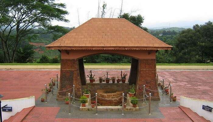Pazhassi Raja Tomb