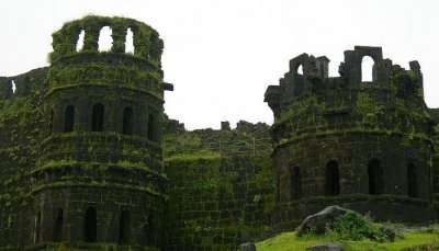 Raigad, among the best places to spend summer holidays in India