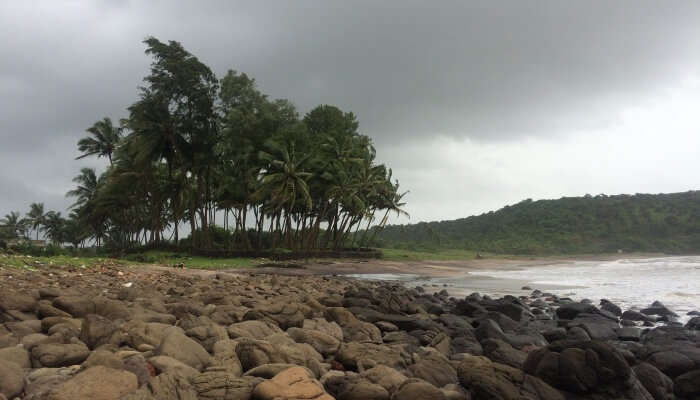 hill in between two rivers