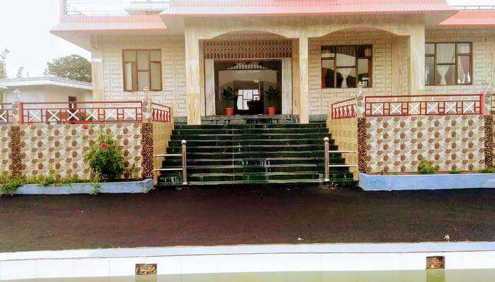 Sulawado Cottages