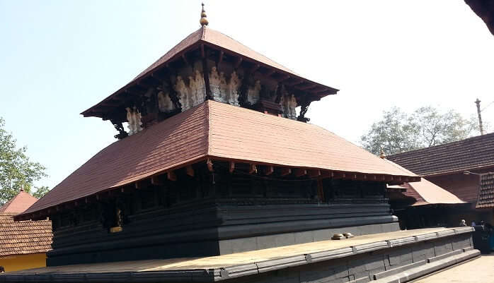 Thirunakkara Mahadeva Temple is the best temple
