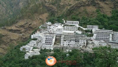 Vaishno Devi Temple is one of the religious places to visit in Kashmir in May