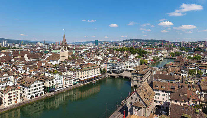 A breathtaking view of Zurich glorifying the scenic beauty of the town
