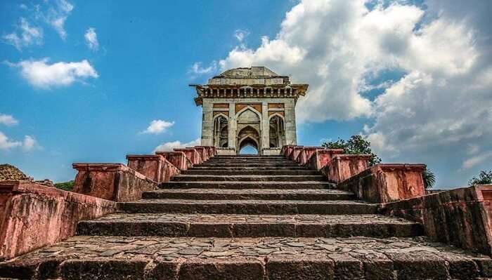 Ashrafi Mahal