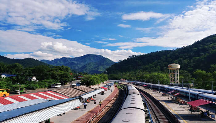 Delhi To Nainital Trains