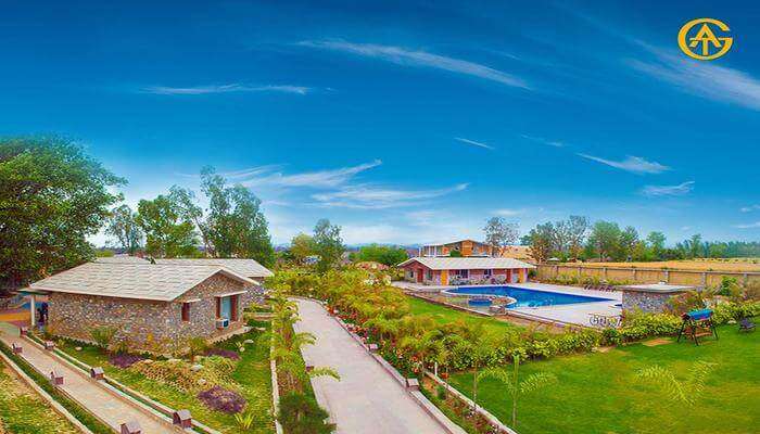 resorts near Jim Corbett