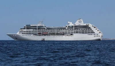 cruises from cairns