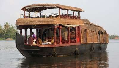 houseboat cruise, one of the best cruises in Goa