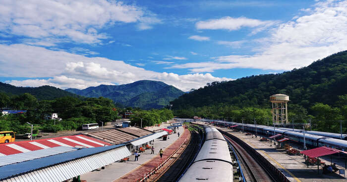 Distance Between Hyderabad And New Delhi 3 Best Delhi To Nainital Trains For A Rail Journey In 2022