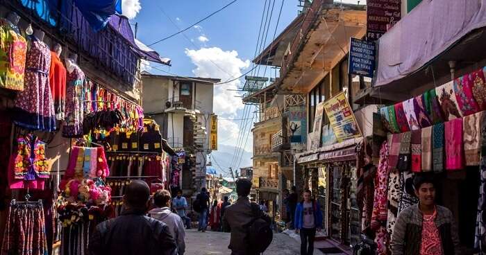 Shopping In Manali 