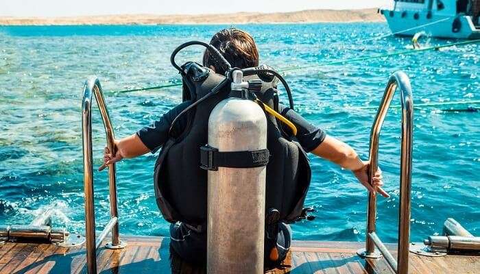 Scuba Diving Equipment List: Items for Your Dive 