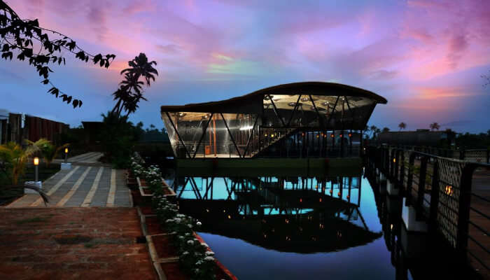 Aquatic Resort
