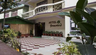 hotels near nathula pass