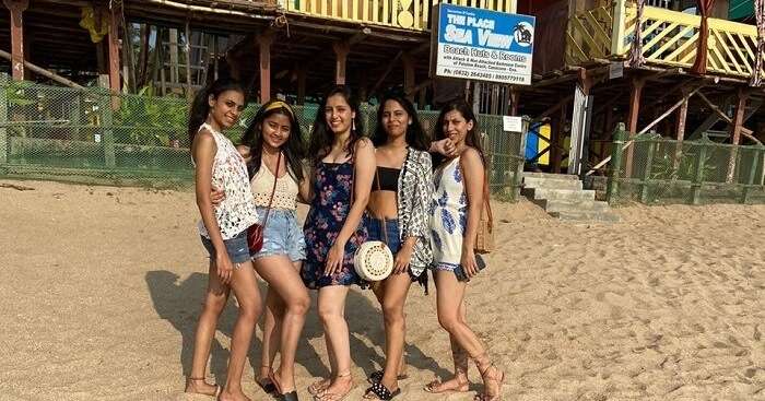 Dress to Wear in Goa | Beach outfit women, Summer fashion outfits, Womens  fashion chic