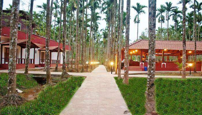 La Flora Prakruth Resort Near Madikeri