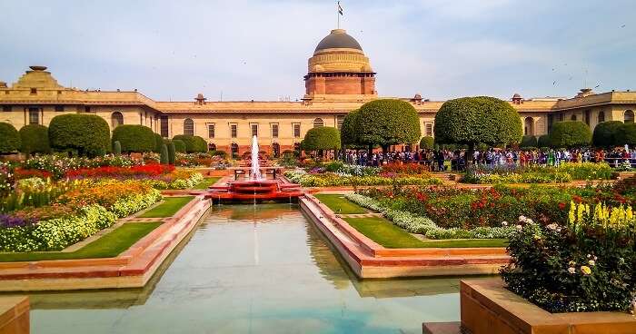 Mughal Garden: A Detailed Guide To Explore This Gem In 2022!