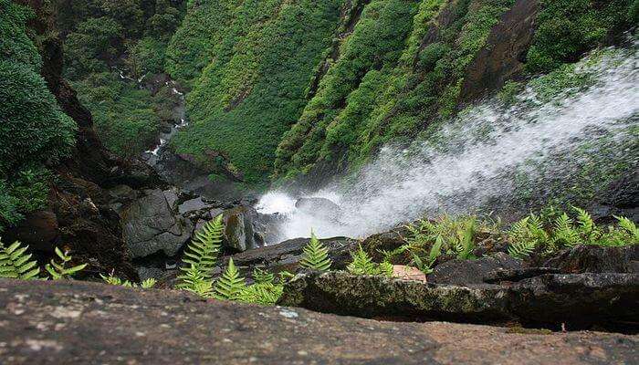 Onake Abbi Falls