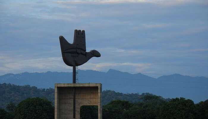 Open Hand Monument
