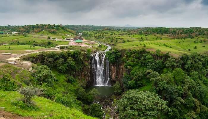 13 Picnic Spots Near Indore That Are Beautiful And Must Visit In 2021