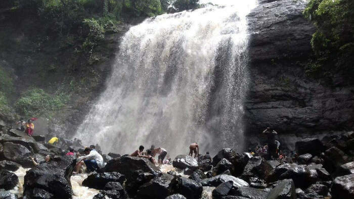 Vihigaon Falls in Nashik