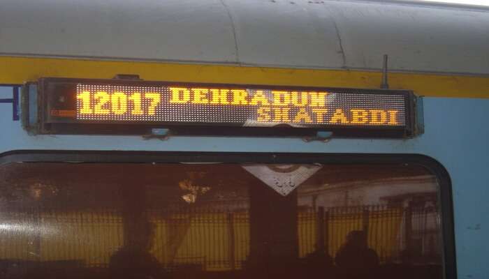 Delhi To Dehradun Trains