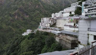 places to visit near katra within 100 kms