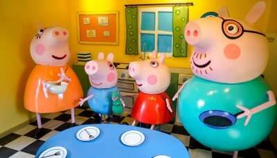 Peppa Pig Theme Park