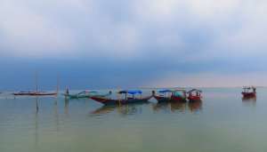Chilika Lake is one of the serene tourist places in Odisha