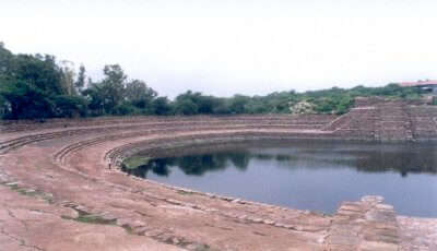 lakes to visit near Delhi