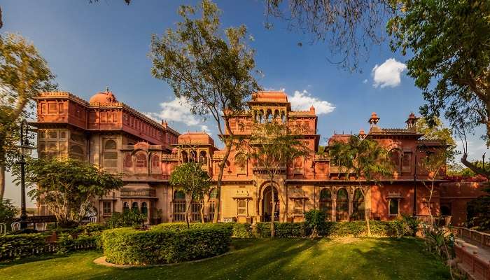 Gajner Palace, among the places to visit in Bikaner.