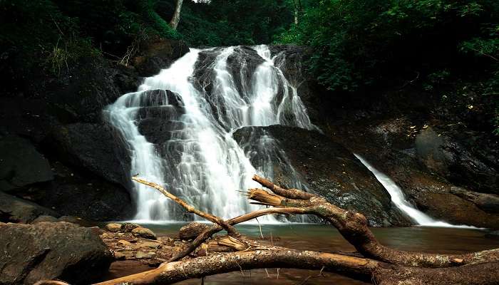 A mesmerising view of Bamanbudo Waterfalls
