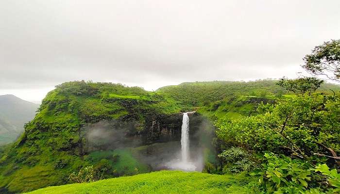 A glorious view of Kemburli Waterfall in Goa