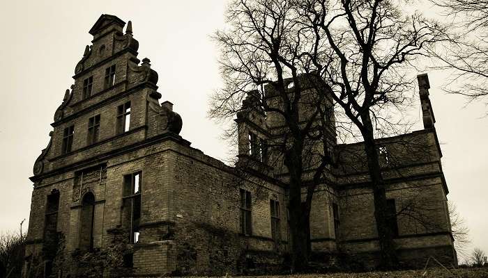 Haunted places in Kashmir