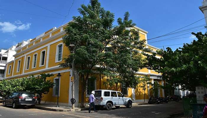 Cafes And Hotels are must-visits for Pondicherry honeymoon