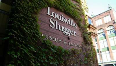 Louisville Slugger Museum & Factory Souvenir MINI baseball Bat -  18"