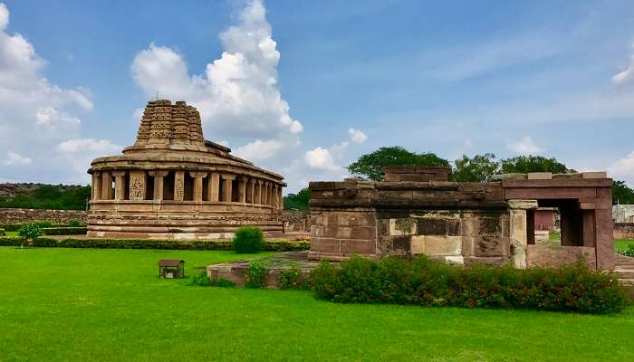 A UNESCO world heritage site, Aihole is one of the best places to visit in Karnataka.