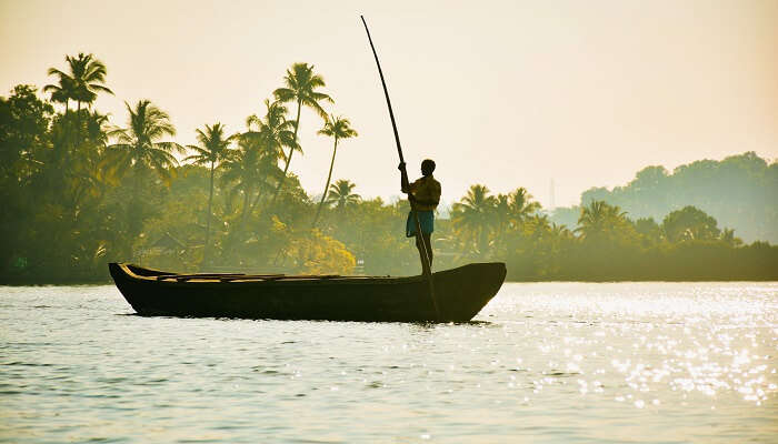 Kayaking in Munroe island