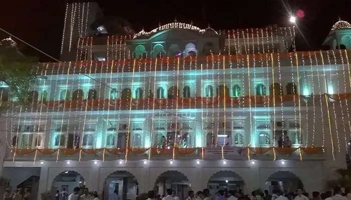 खोले के जी हनुमान मंदिर जयपुर में है