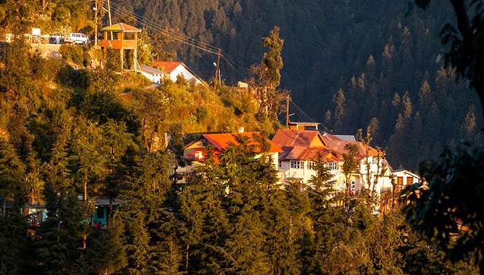 हिमाचल प्रदेश के पर्यटन स्थल में डलहौजी घूमने के लिए अच्छी जगह है