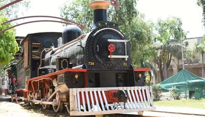 दिल्ली के सबसे अच्छे पर्यटन स्थल में से एक, राष्ट्रीय रेल संग्रहालय का दौरा जरूर करें