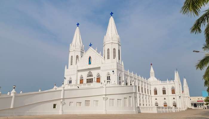 One of the Chennai tourist places is the Basilica of Our Good Health.