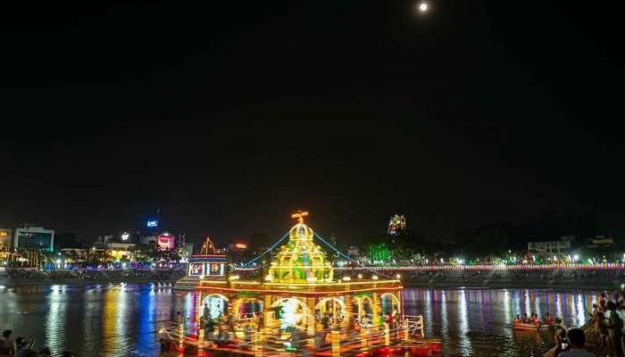 Mylapore is one of the tourist places in Chennai.
