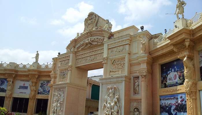 Witness the magical world of cinema at the Innovative Film City bangalore