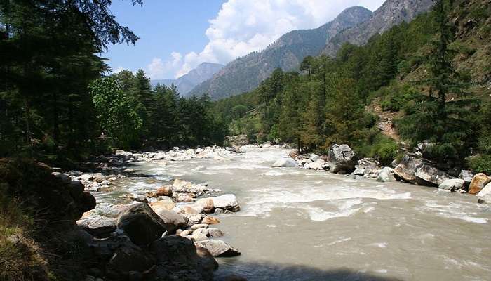 Kasol is one of the best places to enjoy summer holidays in India