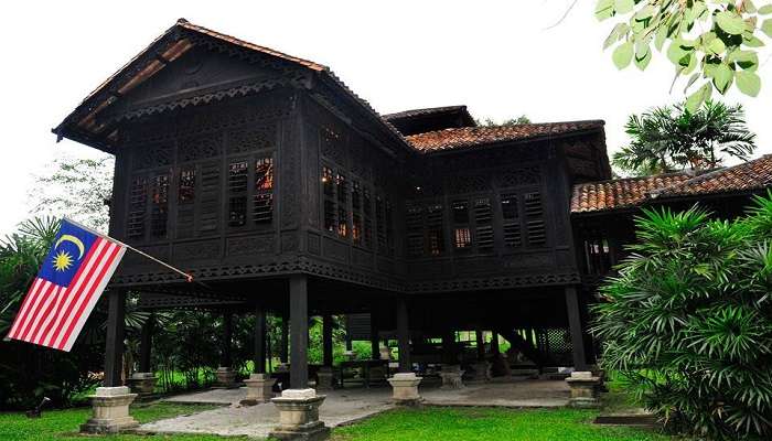 visit this traditional malay house